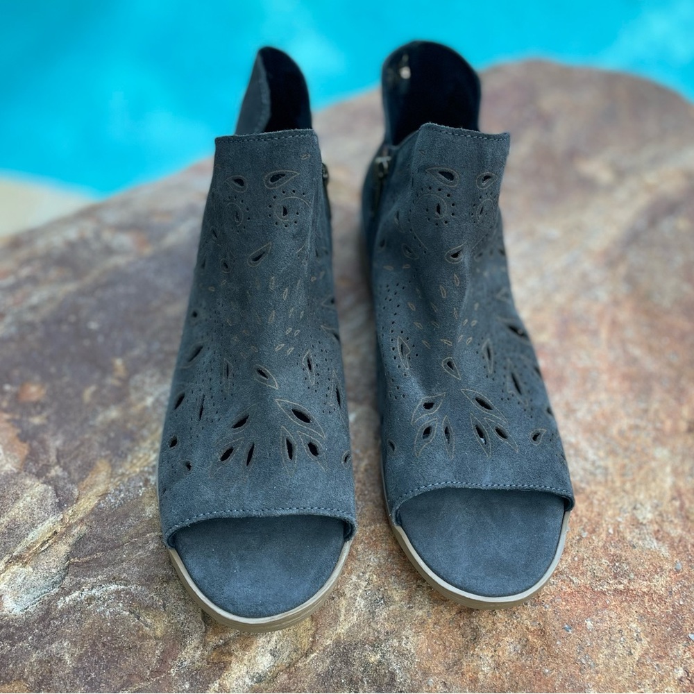 Coolway “Nelia” Laser Cut Open Toe Bootie NWOT (DM)